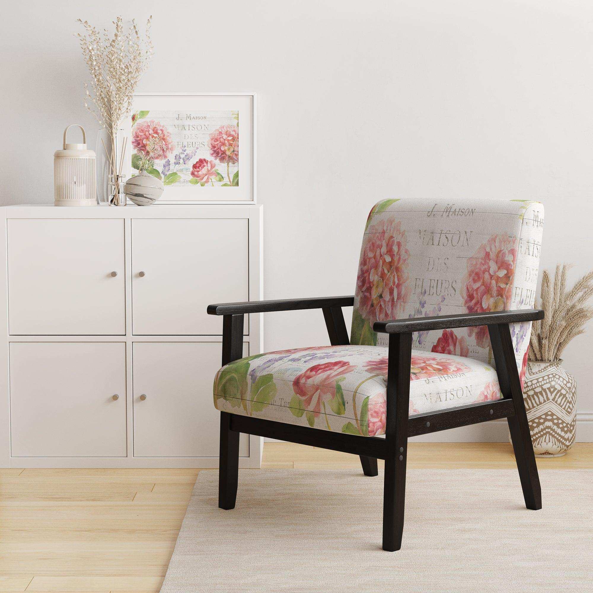 Maison Des Fleurs II Farmhouse Accent Chair
