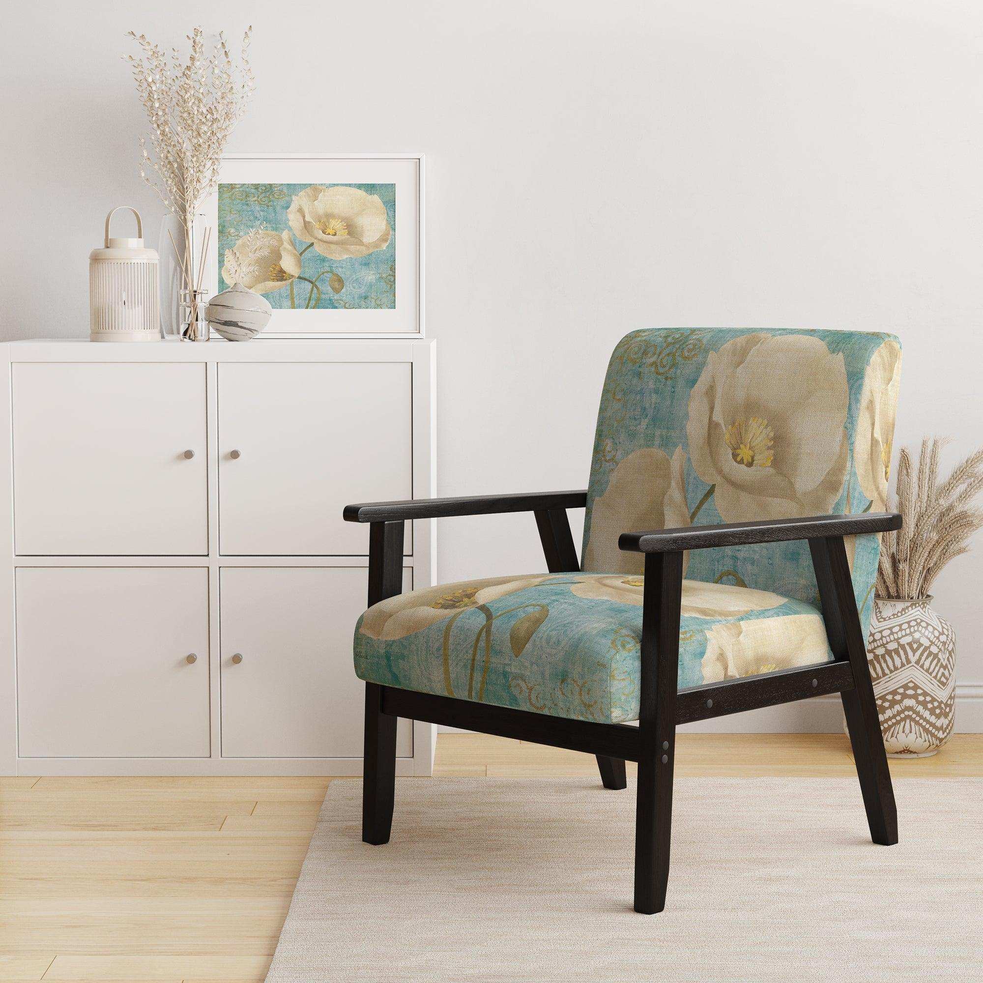 bouquet Poppies on Paisley I Cottage Accent Chair