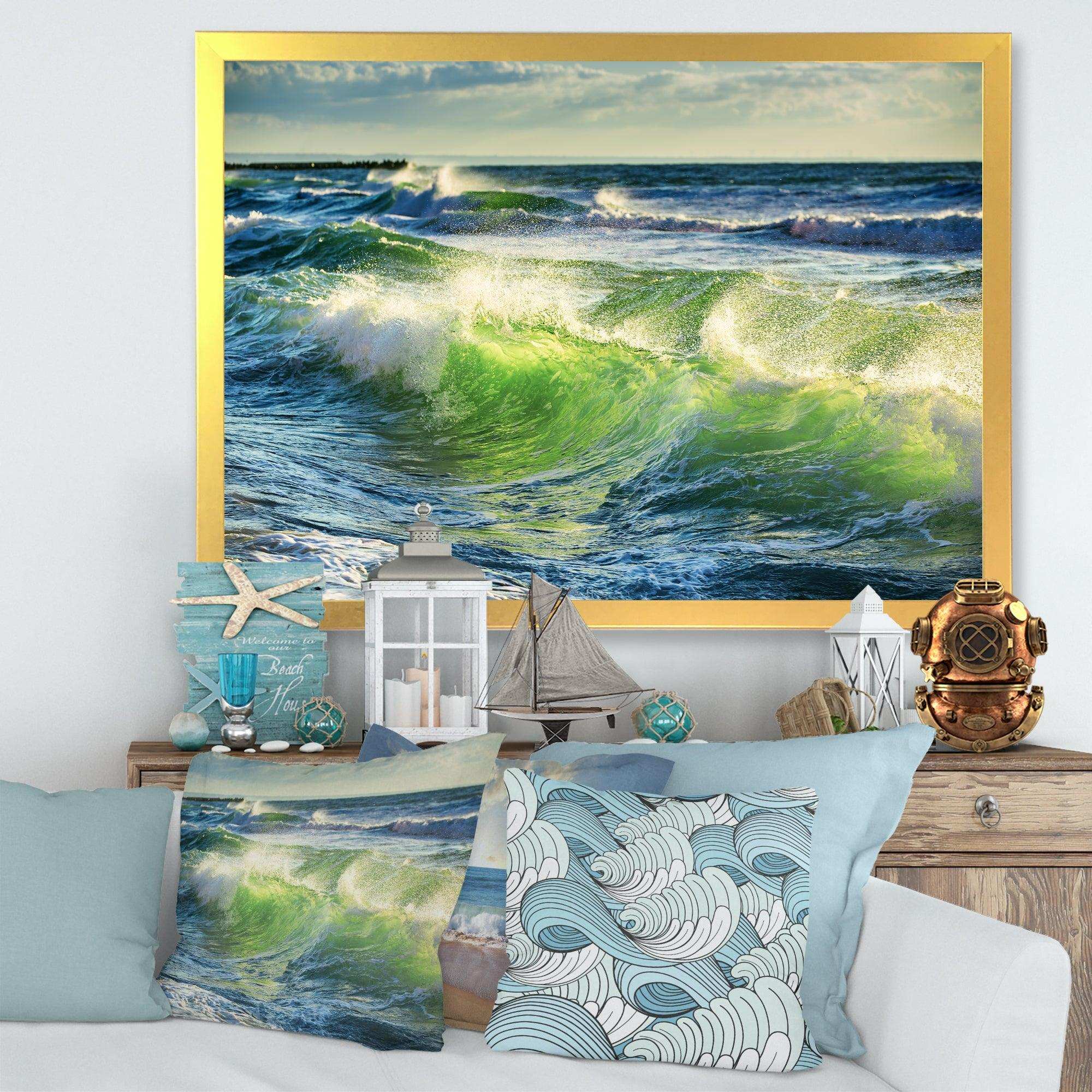 Sunrise and Shining Waves in Ocean