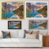 Moraine Lake in Banff Park Canada