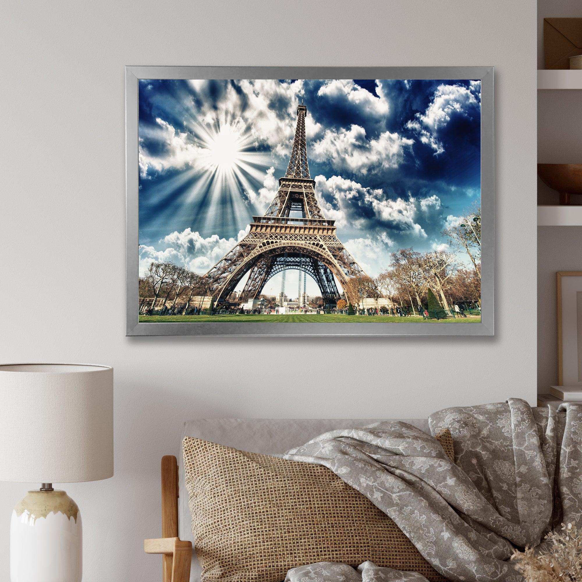 Magnificent Paris Eiffel TowerView