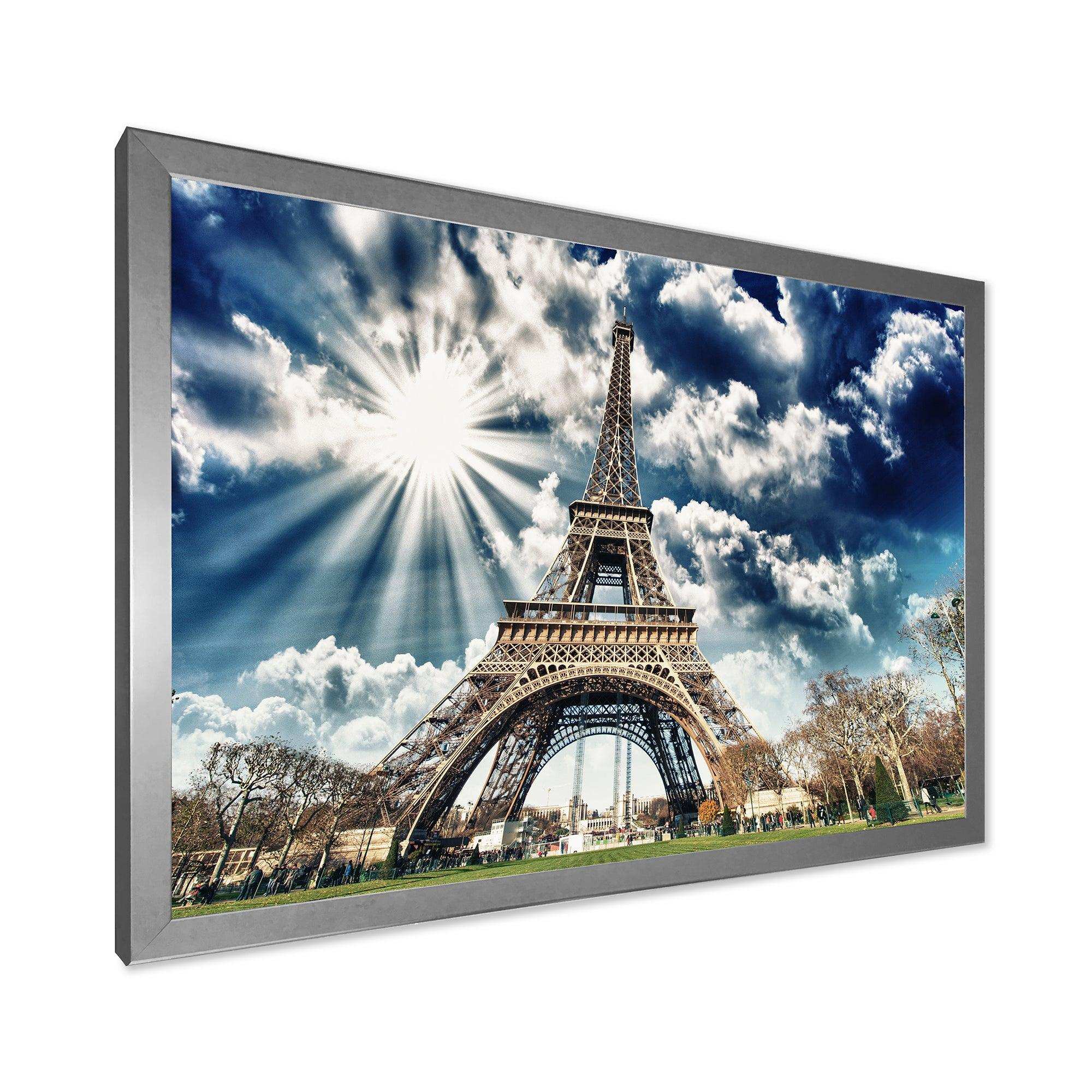 Magnificent Paris Eiffel TowerView