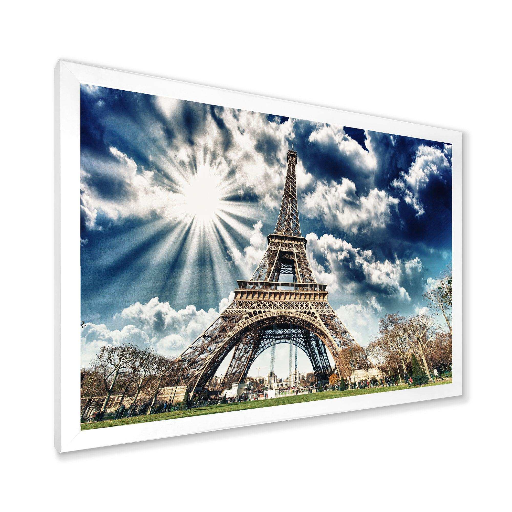 Magnificent Paris Eiffel TowerView