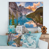 Moraine Lake in Banff Park Canada