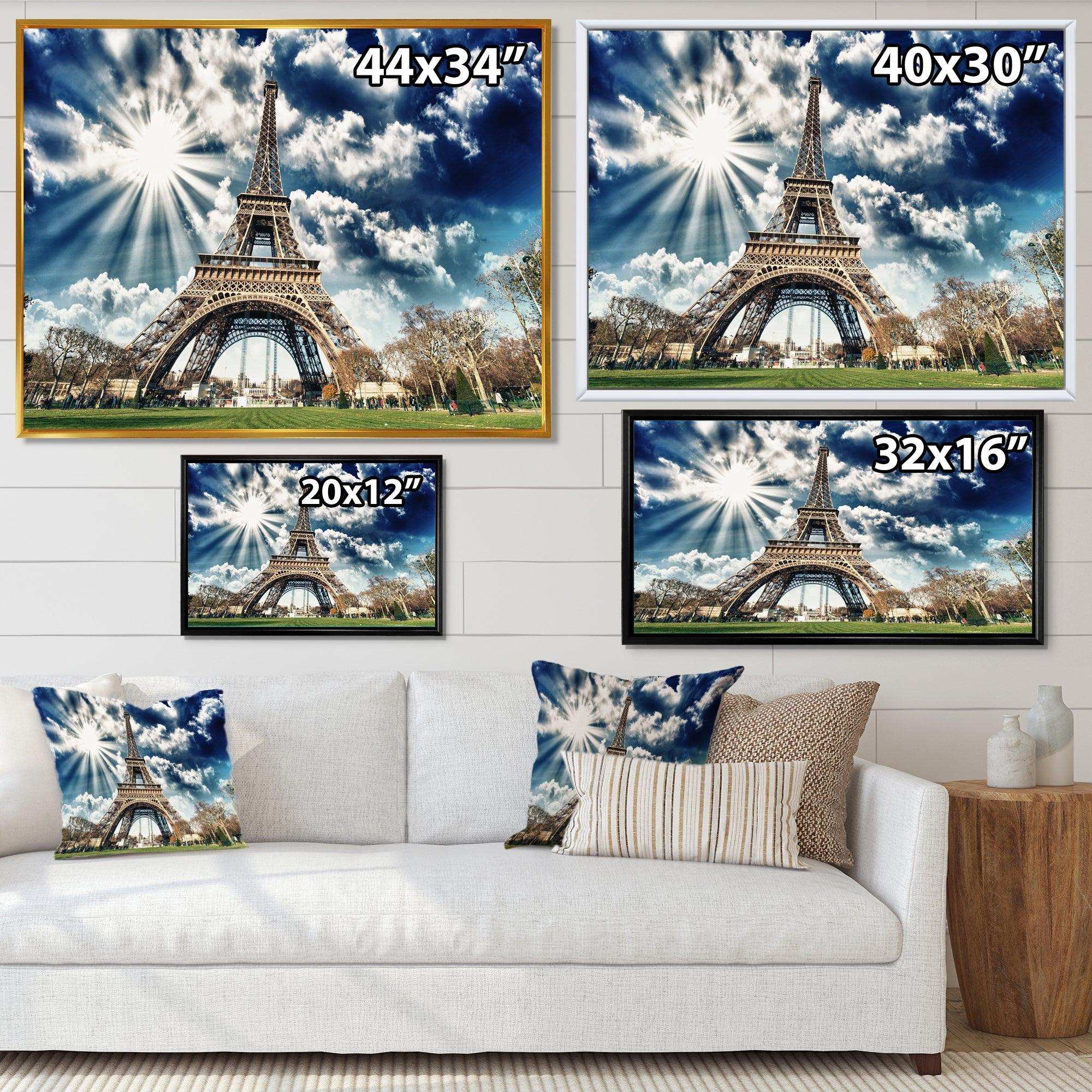 Magnificent Paris Eiffel TowerView