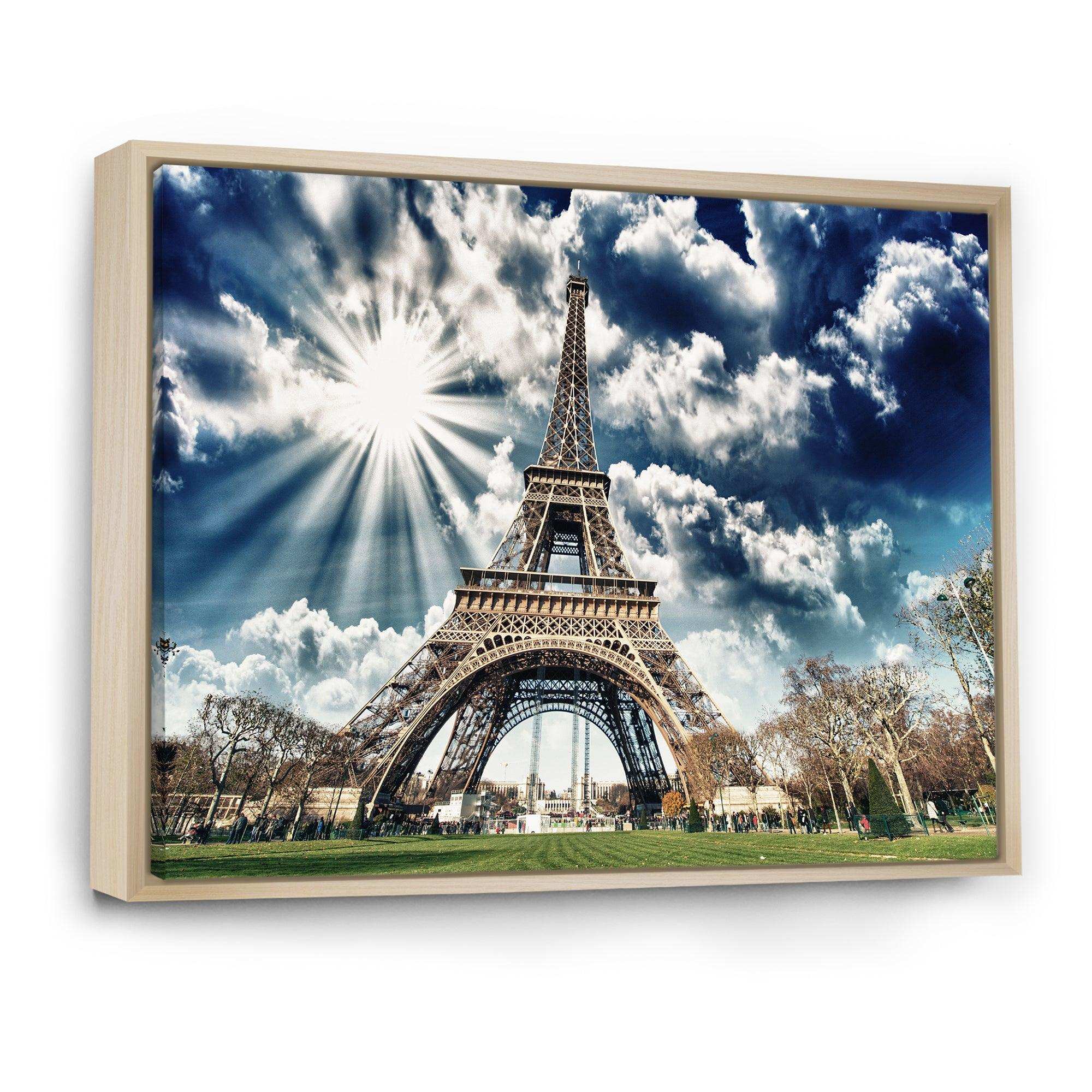 Magnificent Paris Eiffel TowerView