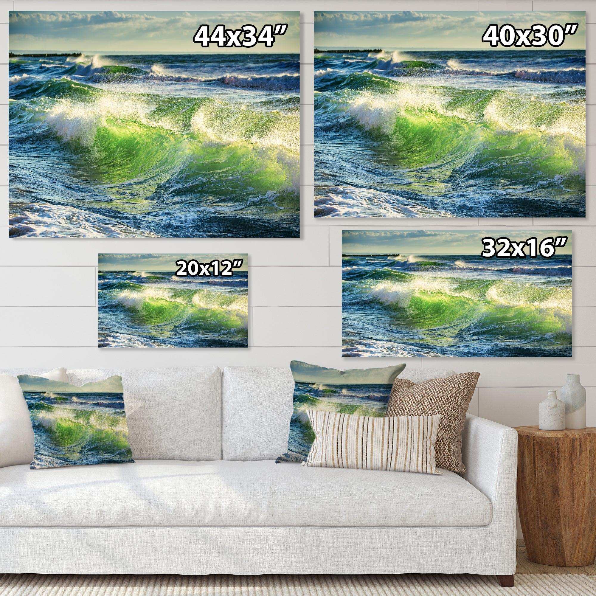 Sunrise and Shining Waves in Ocean