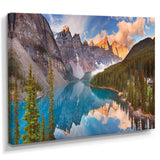 Moraine Lake in Banff Park Canada