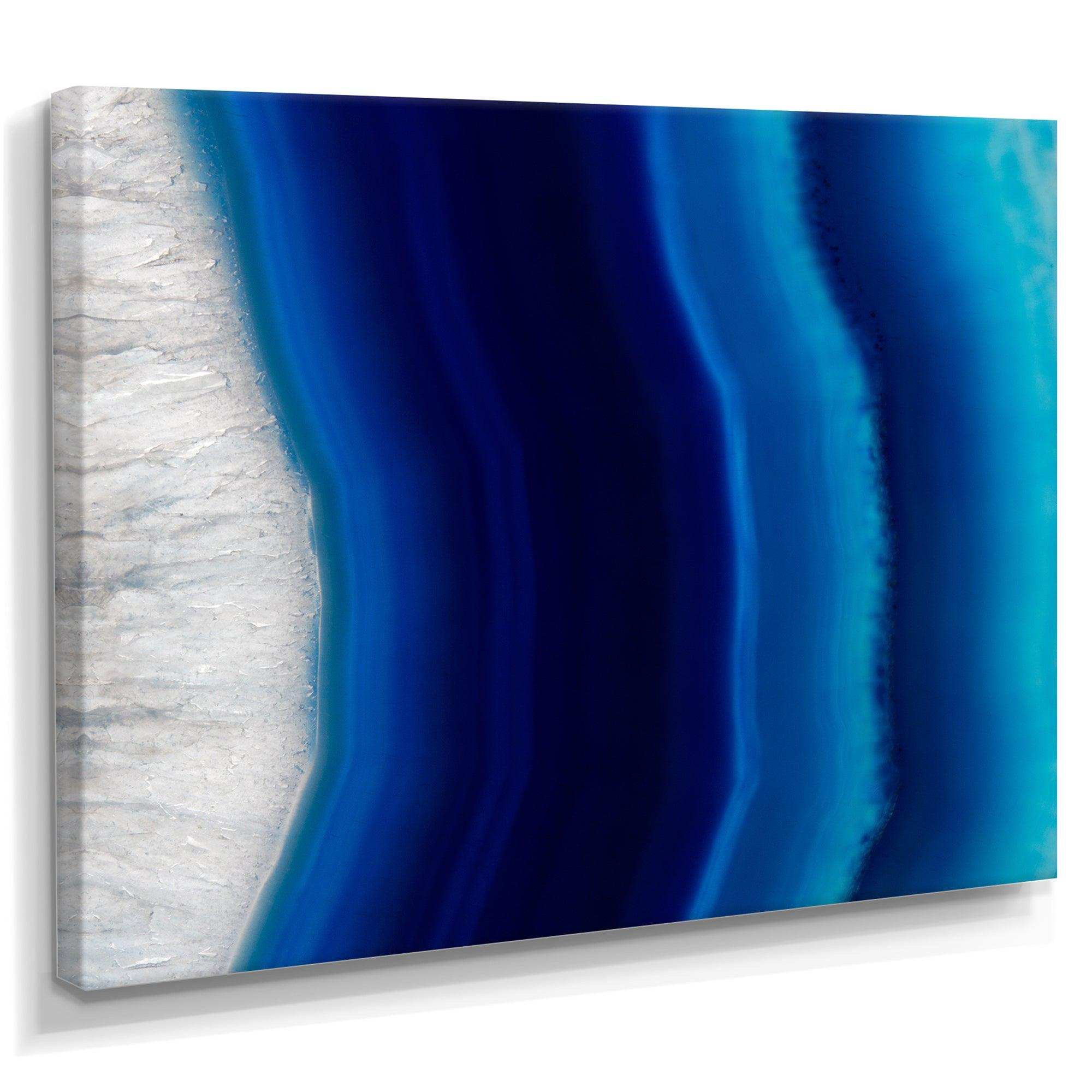 Stone of blue agate crystal