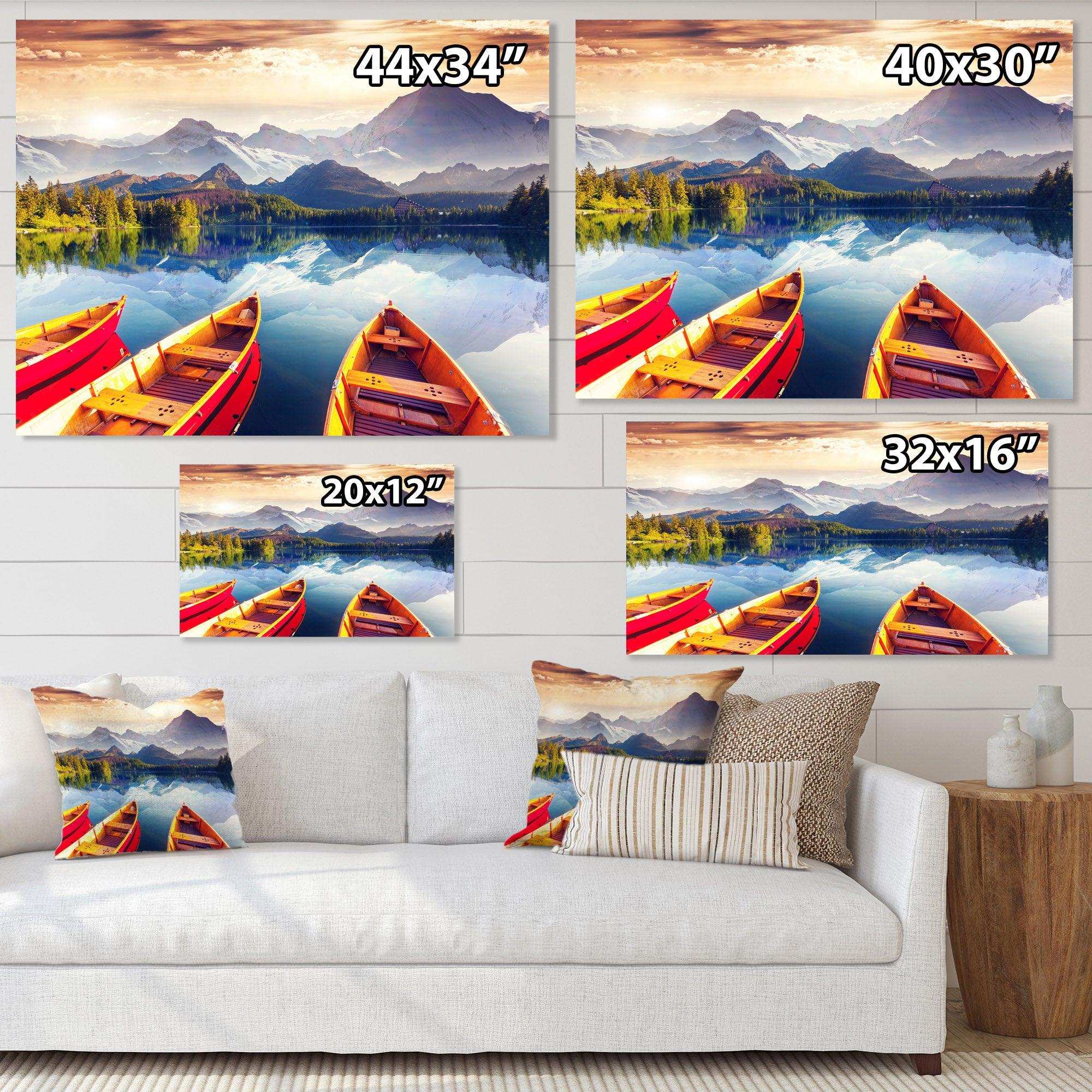 Boats Heading to Lake