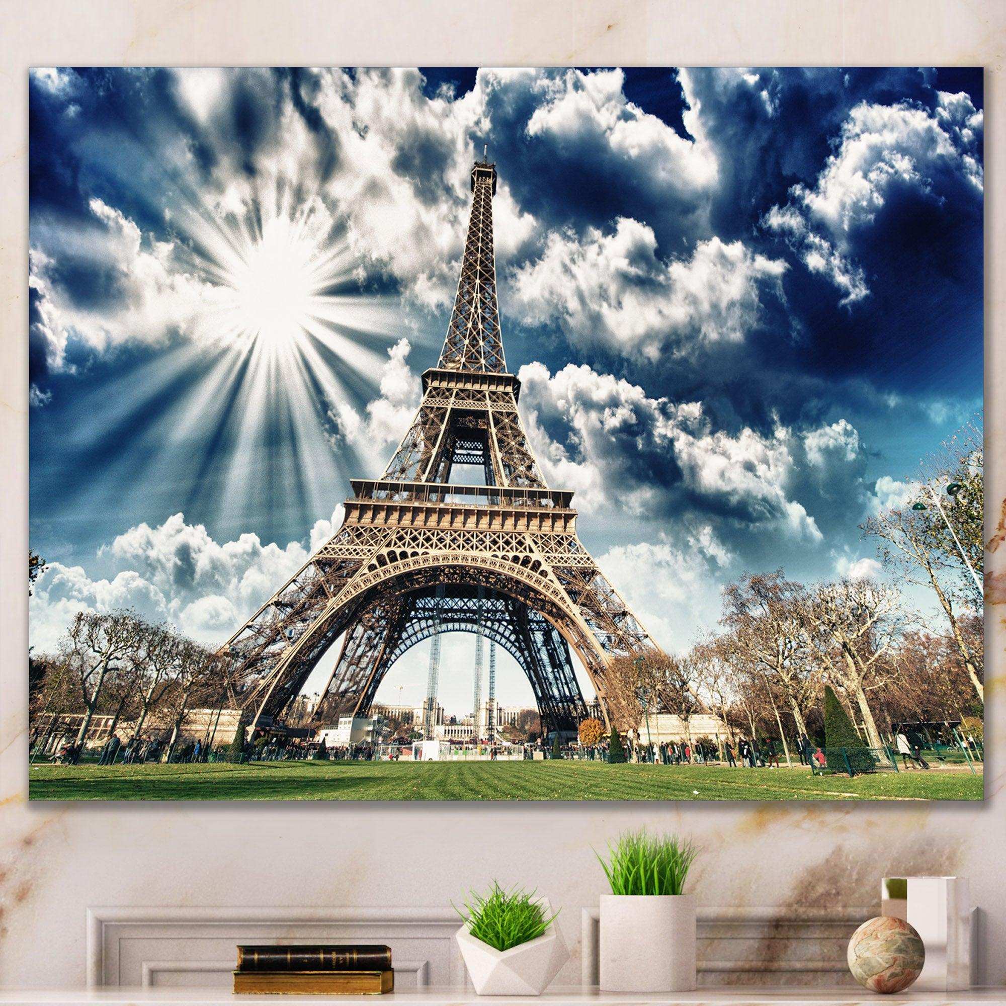 Magnificent Paris Eiffel TowerView
