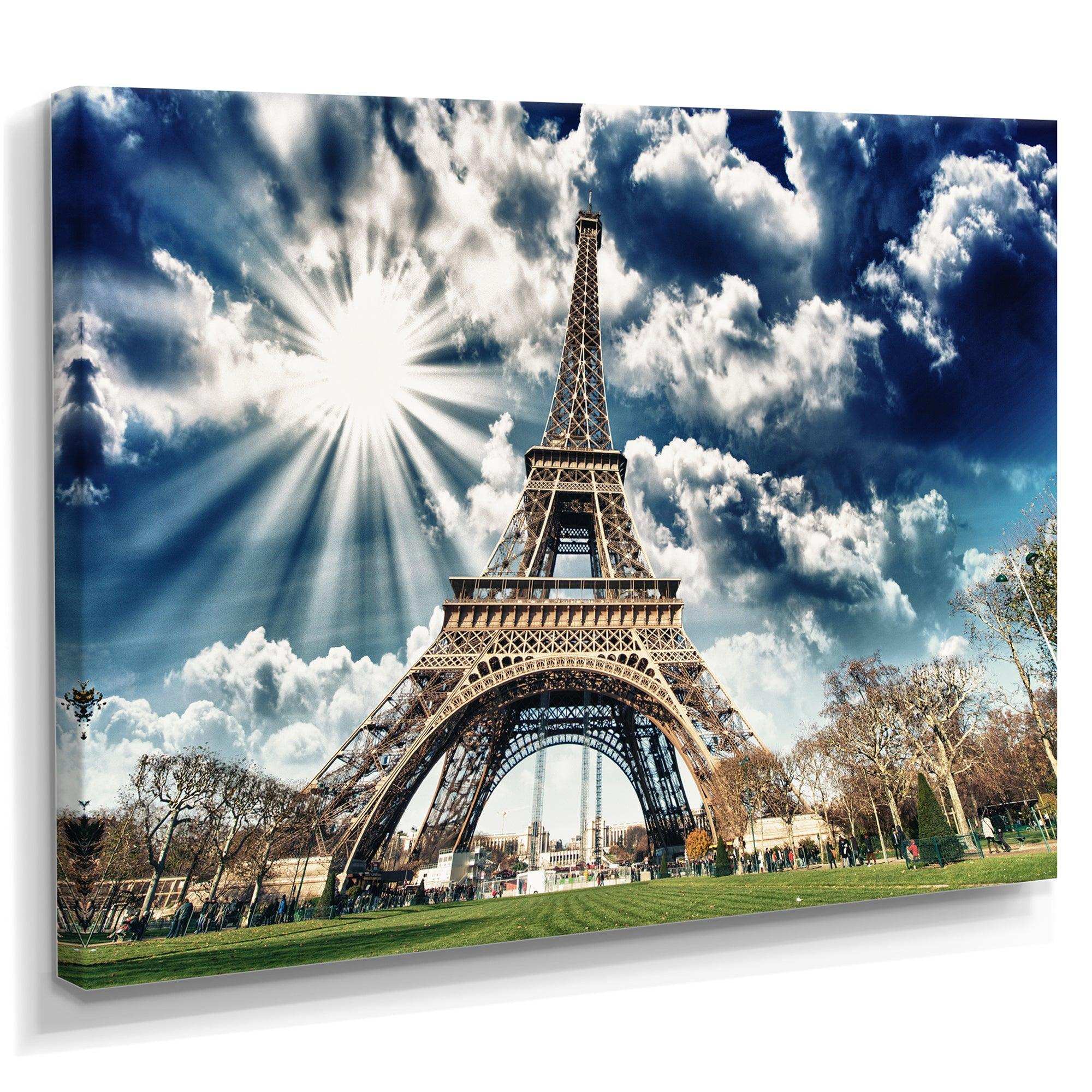 Magnificent Paris Eiffel TowerView