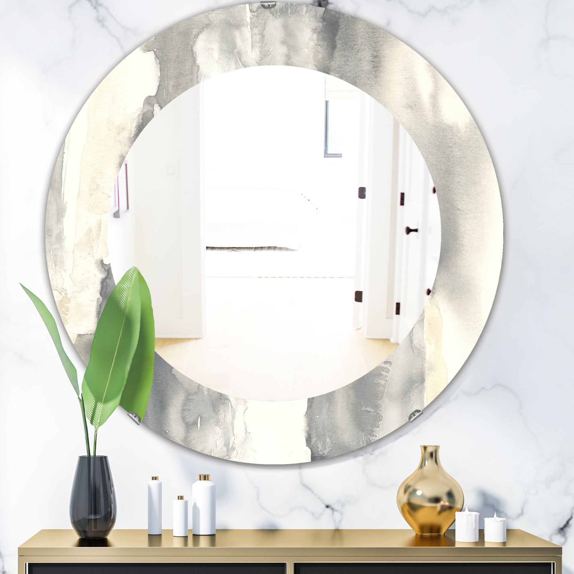 Designart 'Gold Glamour Direction I' Modern Mirror - Oval or Round Wall Mirror