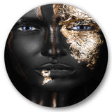 Designart 'Portrait of A Afro American Girl with Gold Makeup' Modern Metal Circle Wall Art
