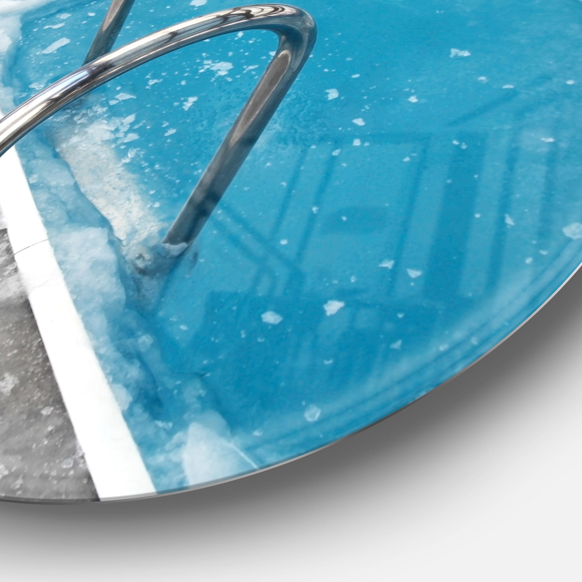 Ice Swimming Blue Pool' Disc Photography Circle Metal Wall Art