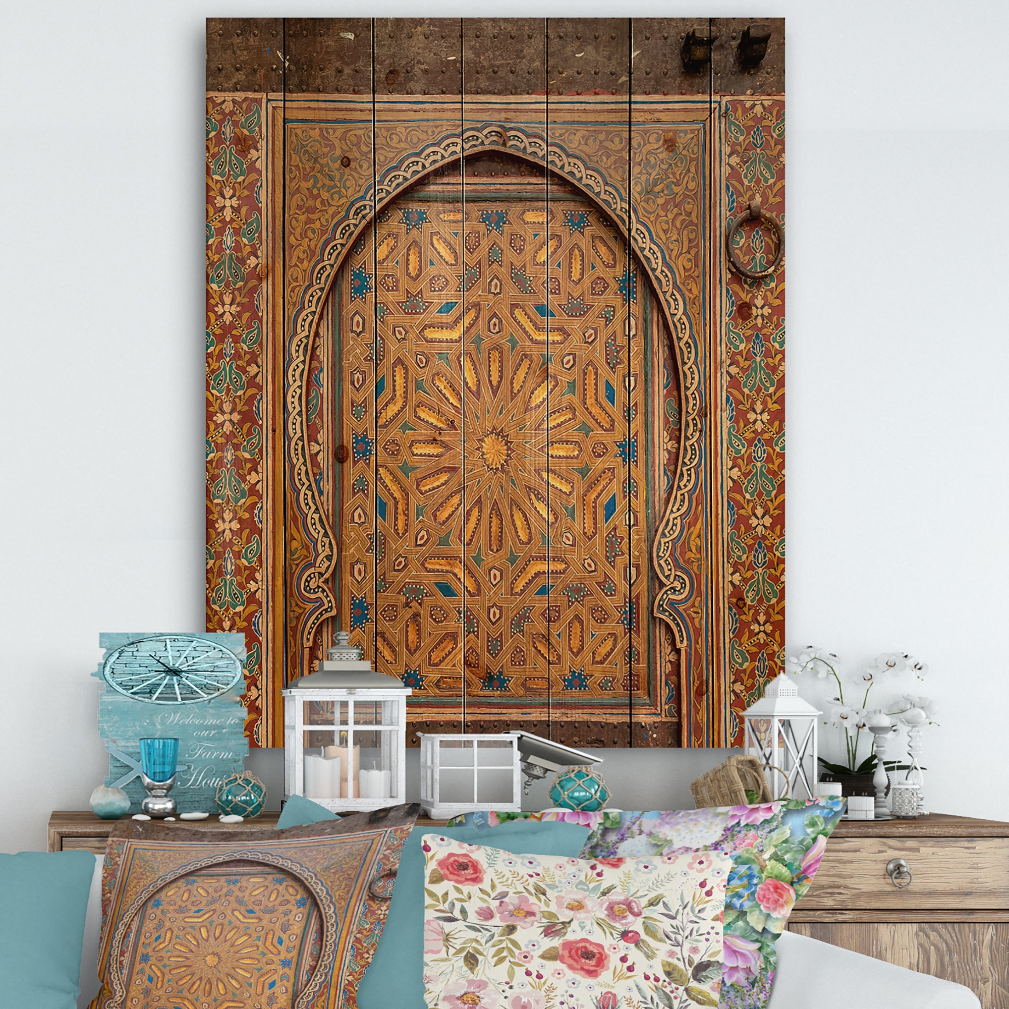 Designart 'Ancient Door Painting Morroco' Vintage Print on Natural Pine Wood - 15x20