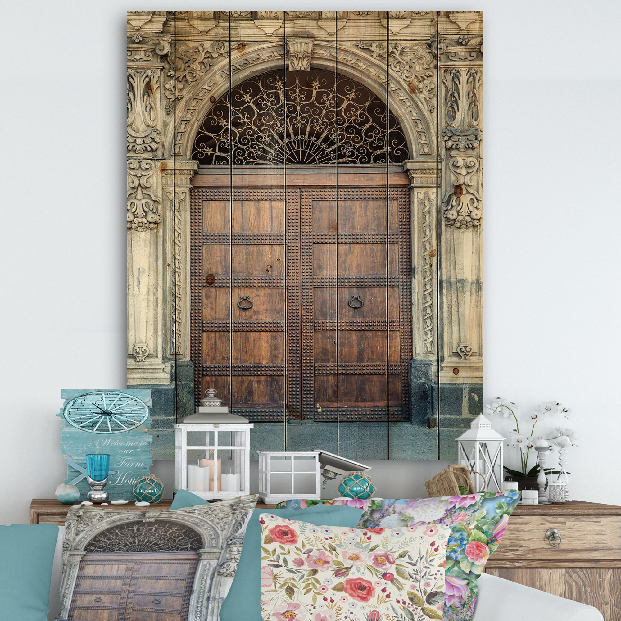 Designart 'Old Door in Catania, Italy' Vintage Print on Natural Pine Wood - 15x20