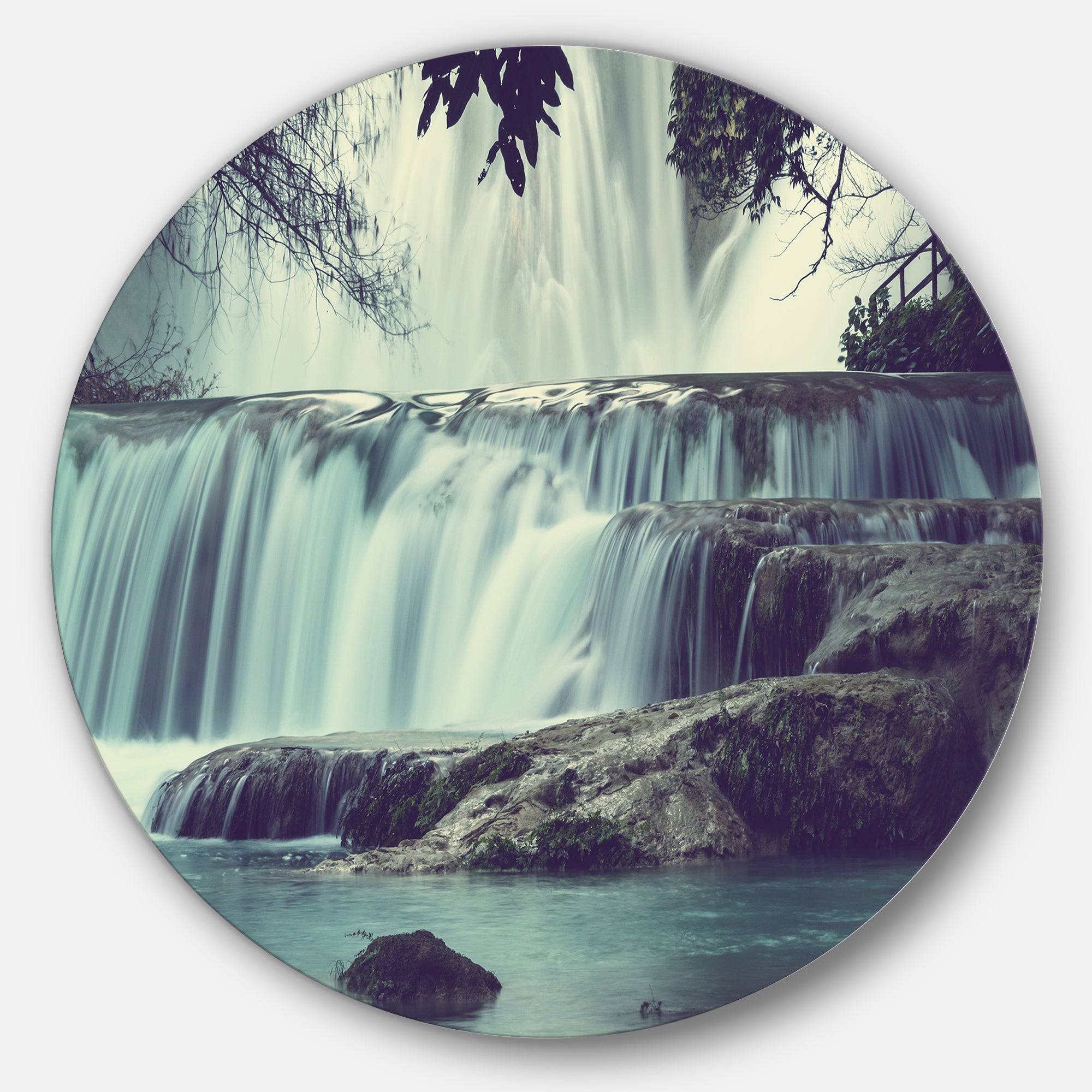 Amazing Waterfall in Mexico' Disc Landscape Circle Metal Wall Decor