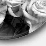 Bunch of Roses Black and White' Ultra Vibrant Floral Metal Circle Wall Art